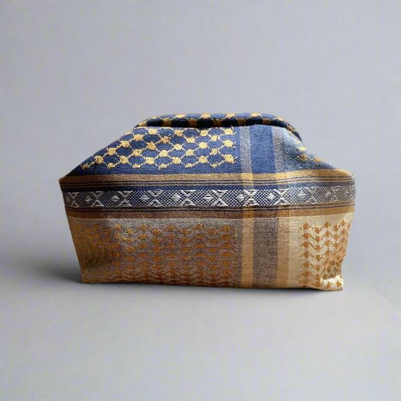 Kiffiyeh clutch